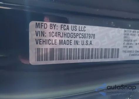 2023 Jeep Grand Cherokee Overland 4X4 z USA, uszkodzony, nr VIN 1C4RJHDG5PC507978